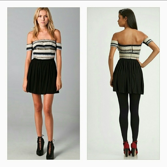 NEW VENA CAVA‎ - Picture 1 of 4